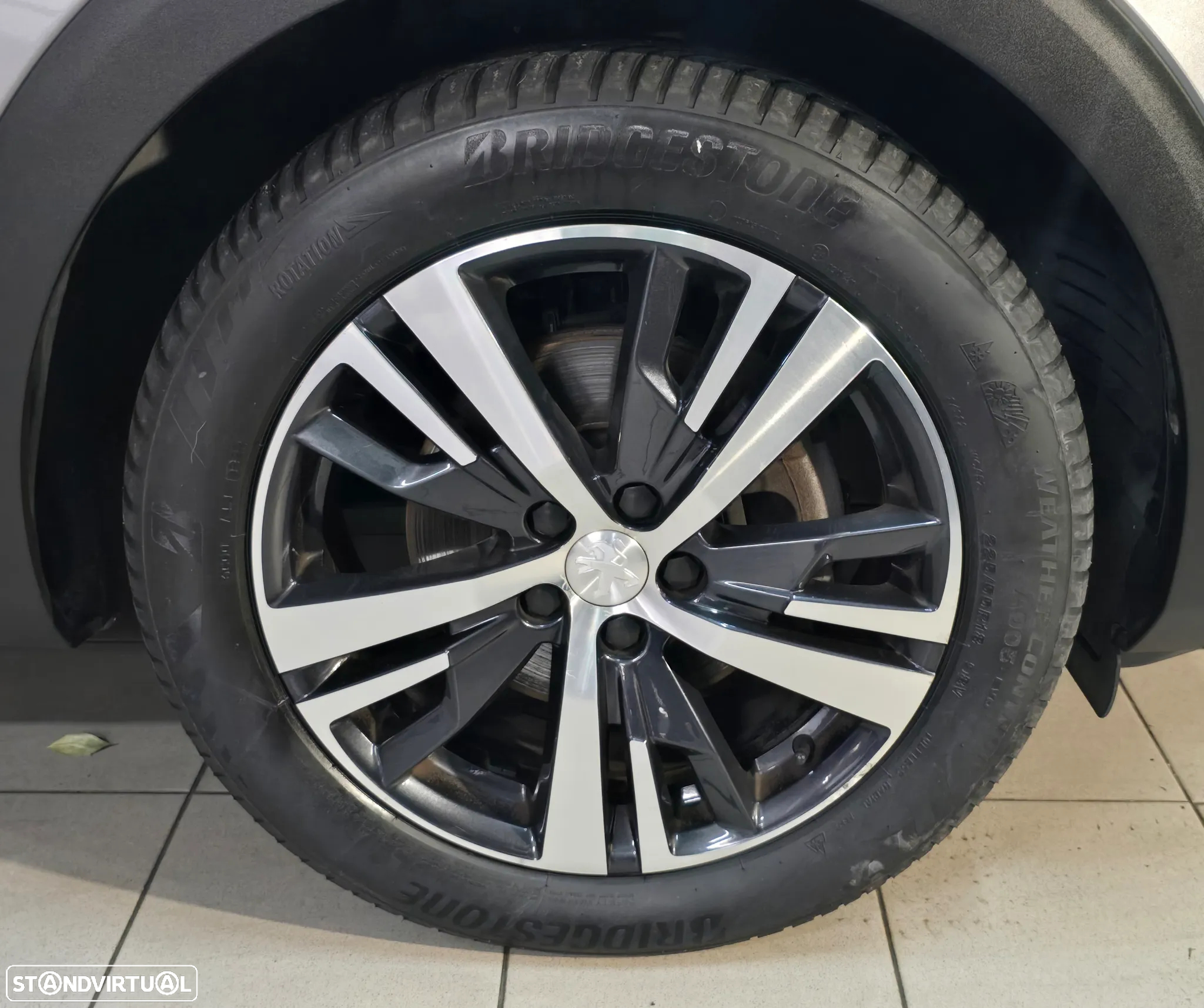 Peugeot 3008 1.2 PureTech Allure Pack EAT8 - 6