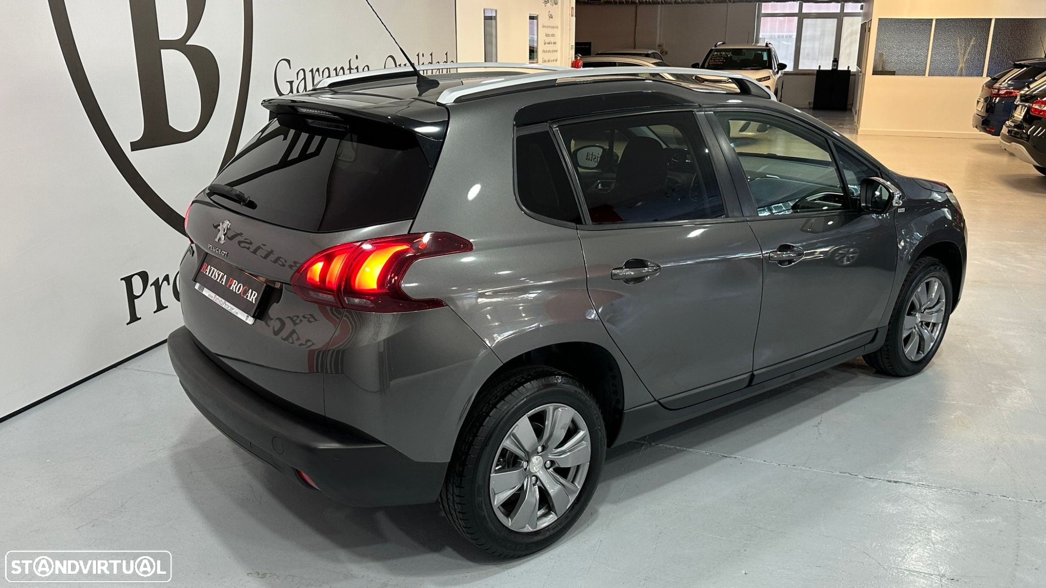 Peugeot 2008 1.6 BlueHDi Style - 10
