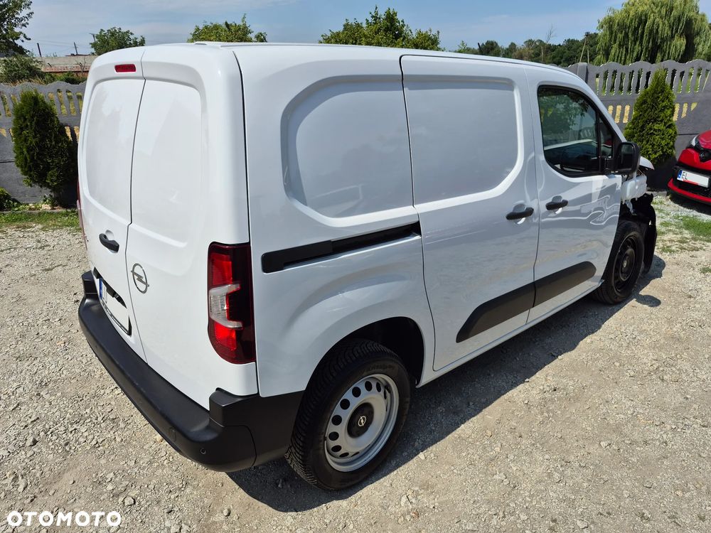 Opel COMBO - 4