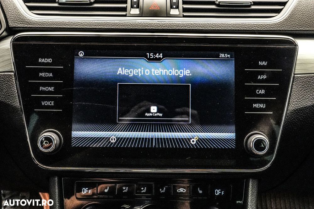 Skoda Superb 1.5 TSI DSG Ambition - 21