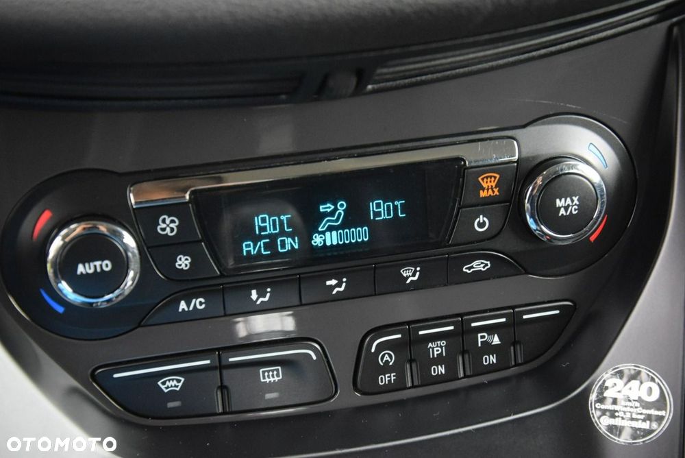 Ford Kuga 2.0 TDCi 4x2 Titanium - 26