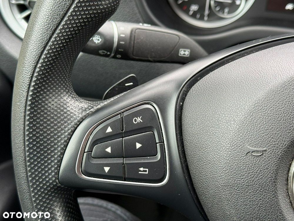 Mercedes-Benz Vito - 20