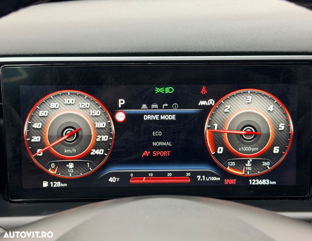 Hyundai Tucson 1.6 CRDi 48V-Hybrid 2WD DCT Prime - 30