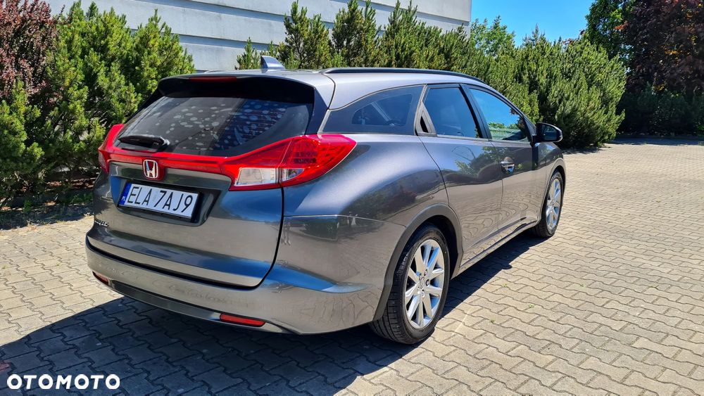 Honda Civic 1.8 Executive NAVI i-SHIFT - 5