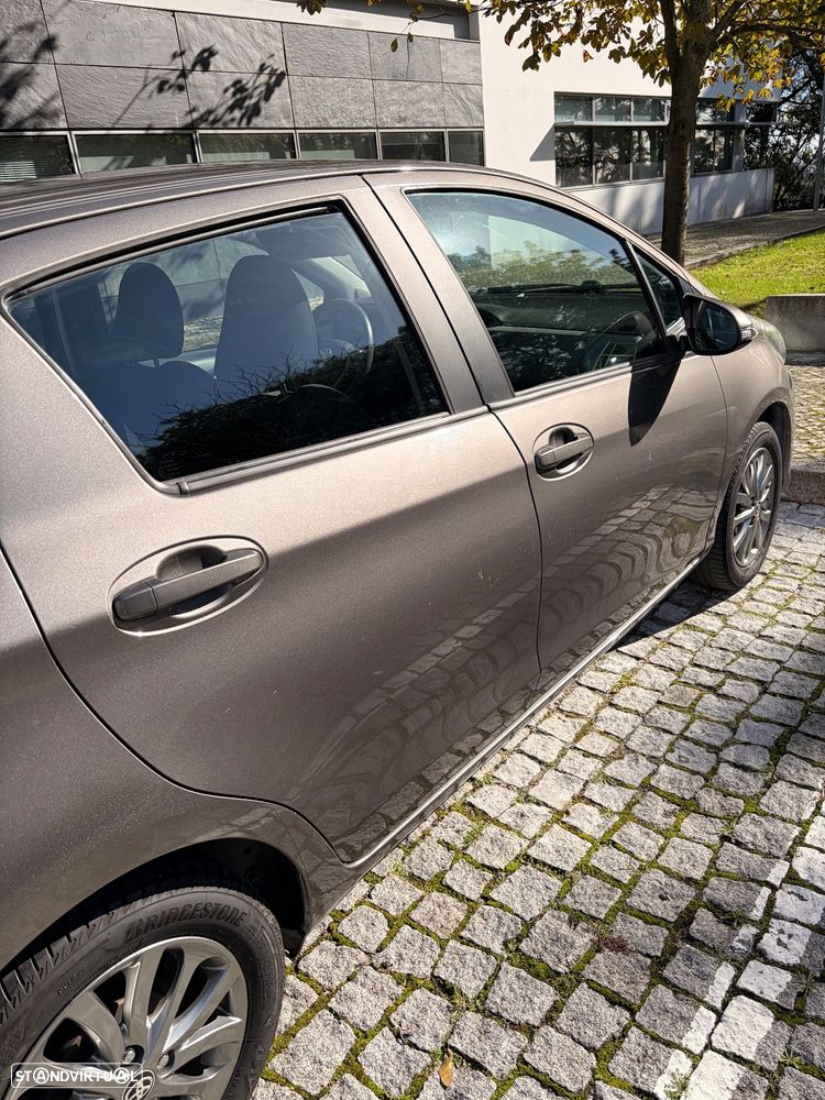 Toyota Yaris 1.0 VVT-i ACtive - 4