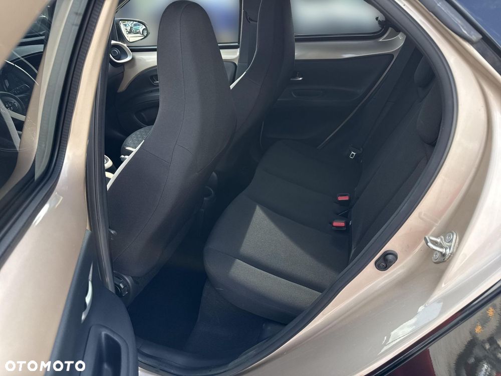 Toyota Aygo X - 10