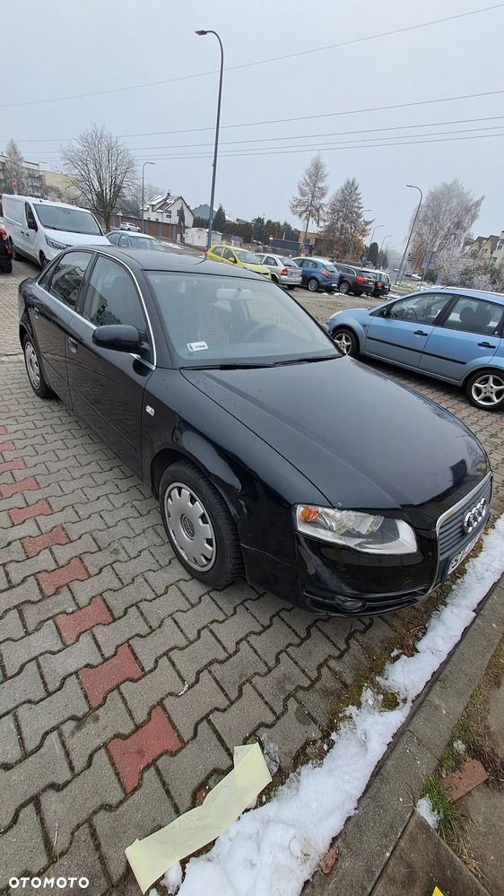 Audi A4 Limousine - 3