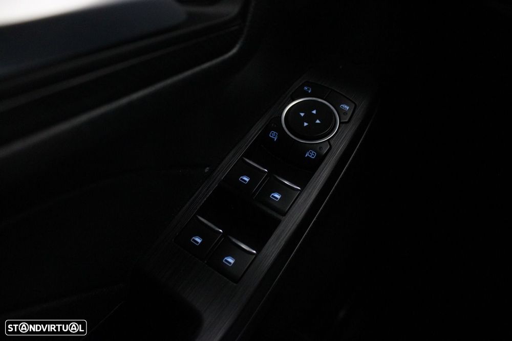 Ford Kuga 1.5 EcoBoost ST-Line - 31