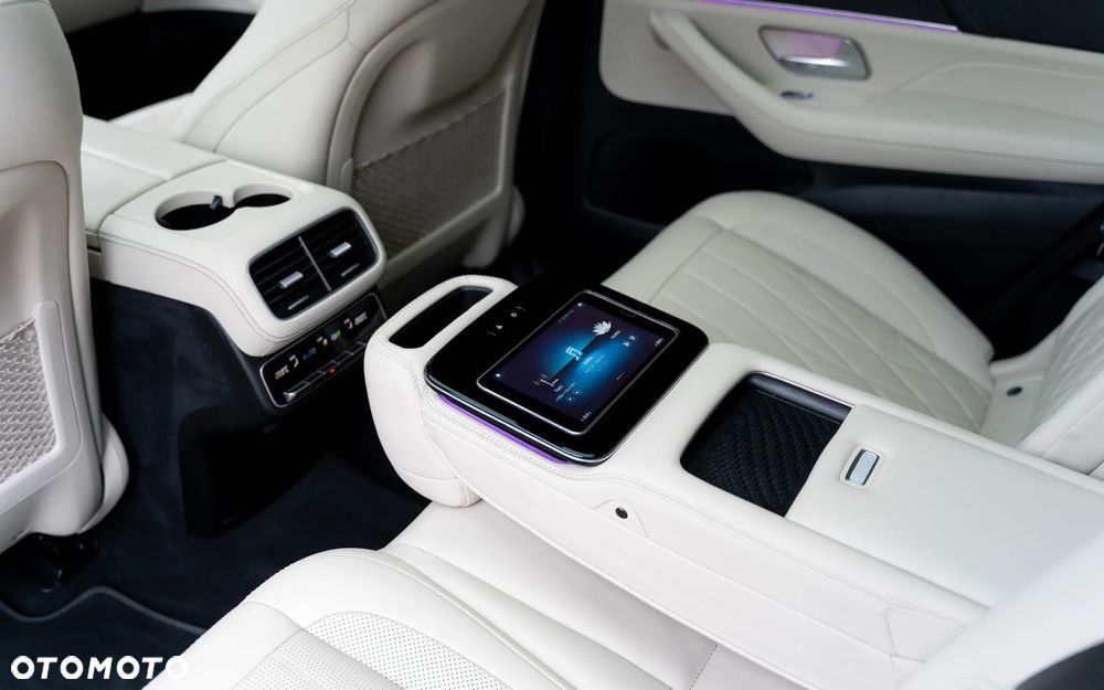 Mercedes-Benz GLS AMG 63 4-Matic+ - 33
