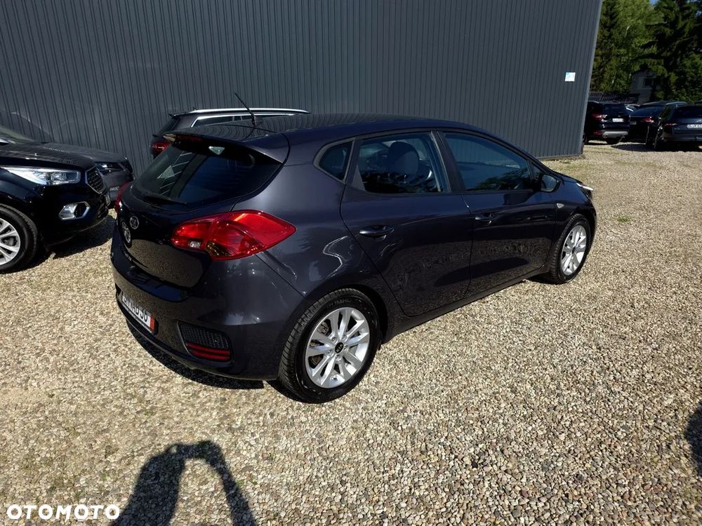 Kia Ceed 1.4 L Business Line - 4