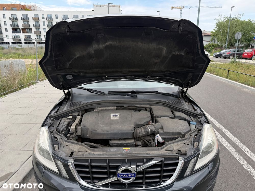 Volvo XC 60 2.4D AWD Momentum - 18
