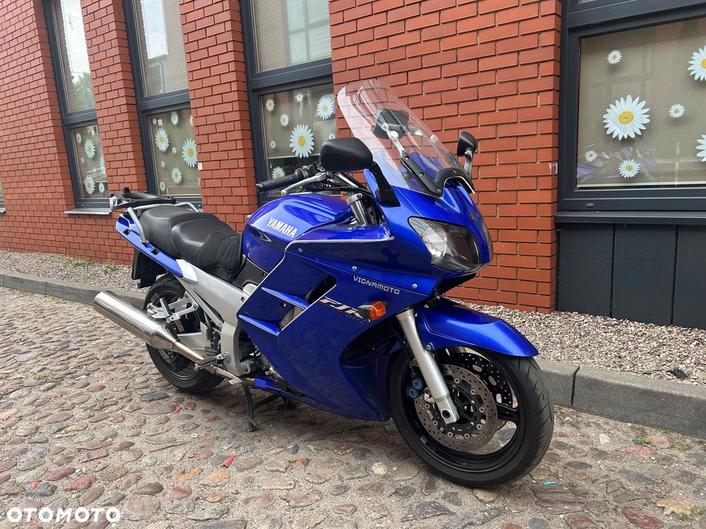 Yamaha FJR - 18