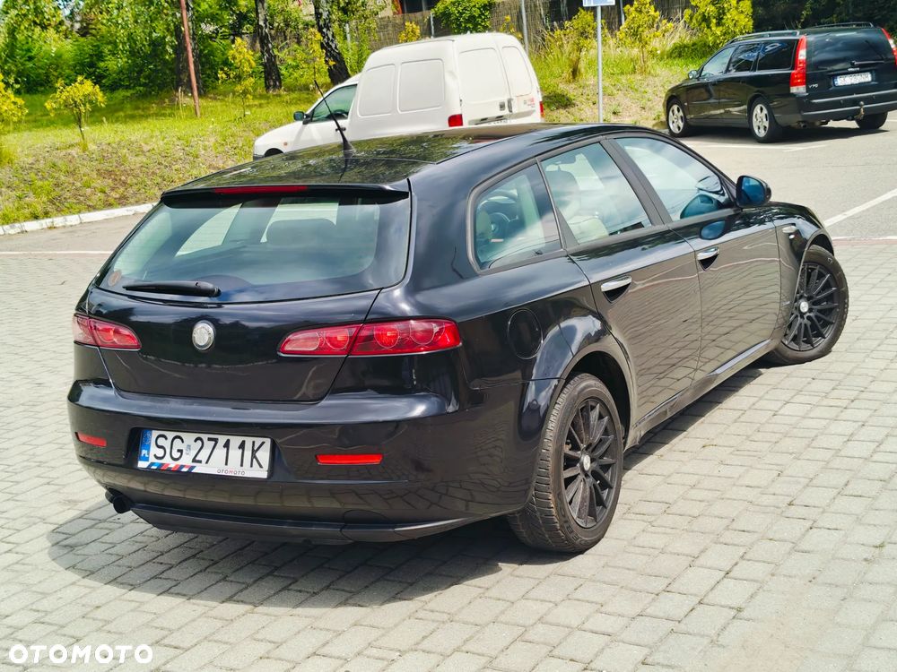 Alfa Romeo 159 1.9 JTDM 8V DPF - 5