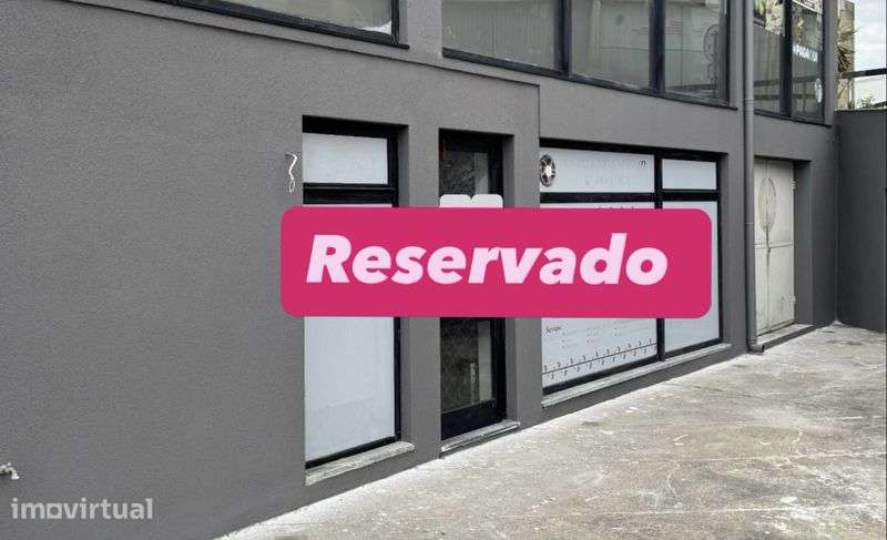 Loja de Rua em Paredes