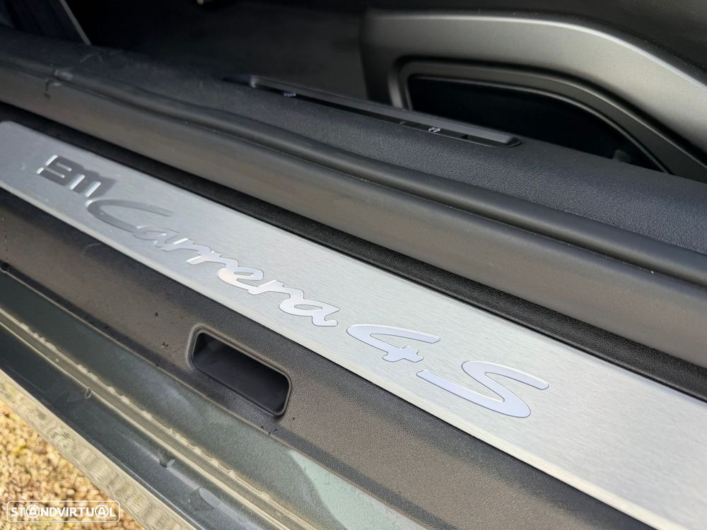 Porsche 911 (992) Carrera 4S PDK - 24