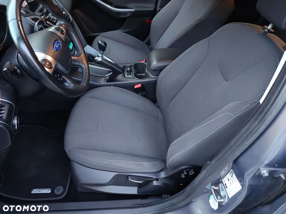 Ford Focus 1.0 EcoBoost STart-Stopp-System TITANIUM - 37