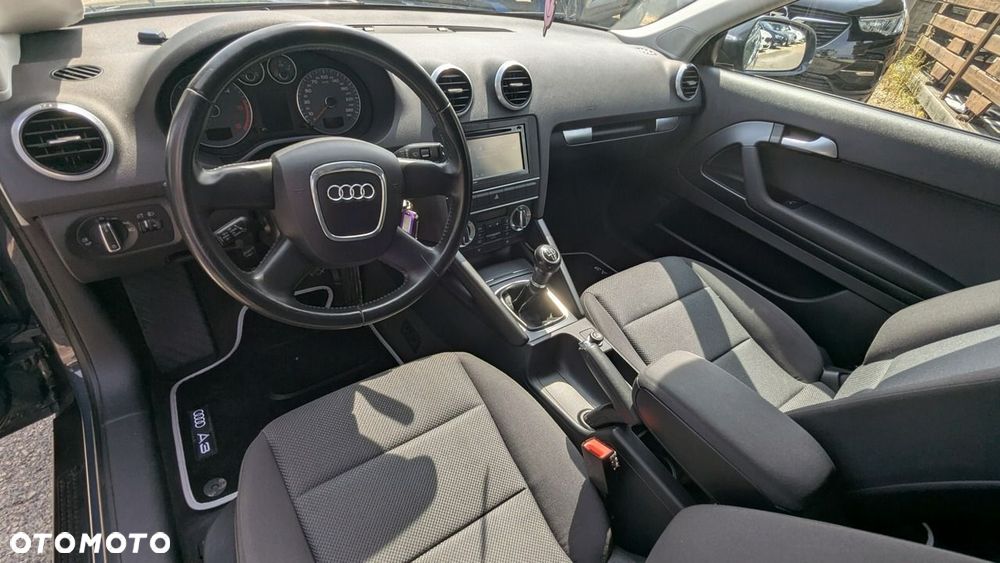 Audi A3 3-drzwiowe 1.6 TDI Ambiente - 16