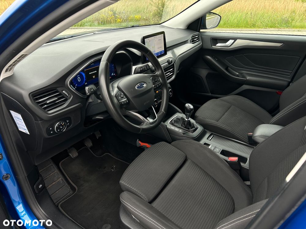 Ford Focus 1.0 EcoBoost mHEV Titanium - 11