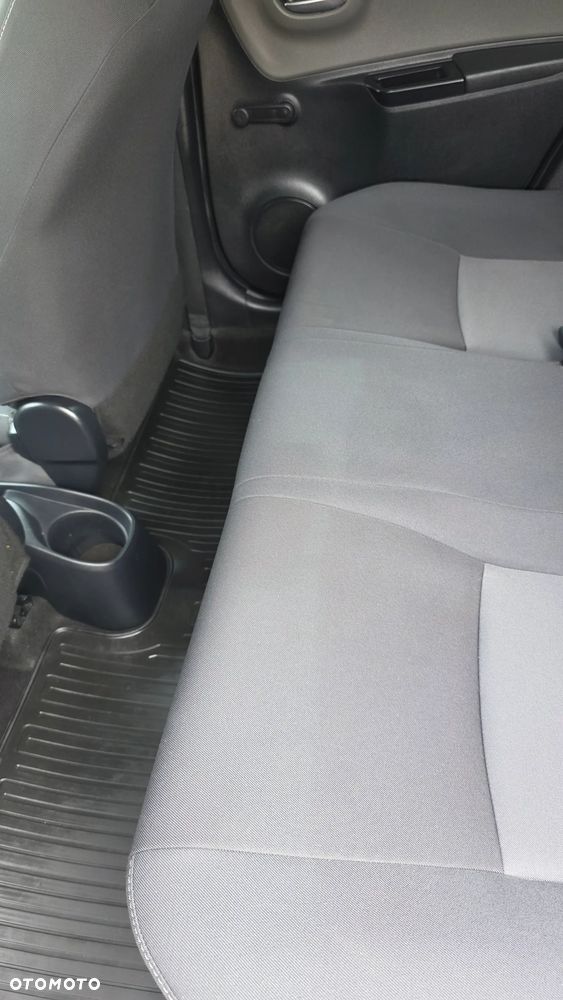 Toyota Yaris 1.5 Active - 2