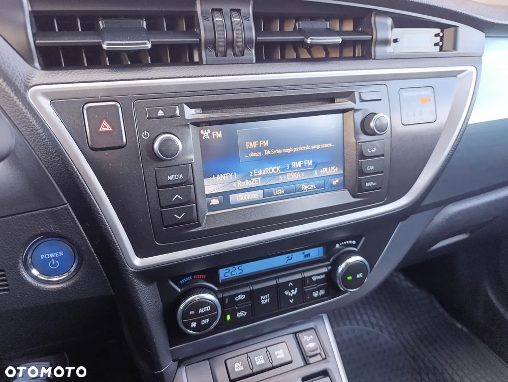 Toyota Auris - 23