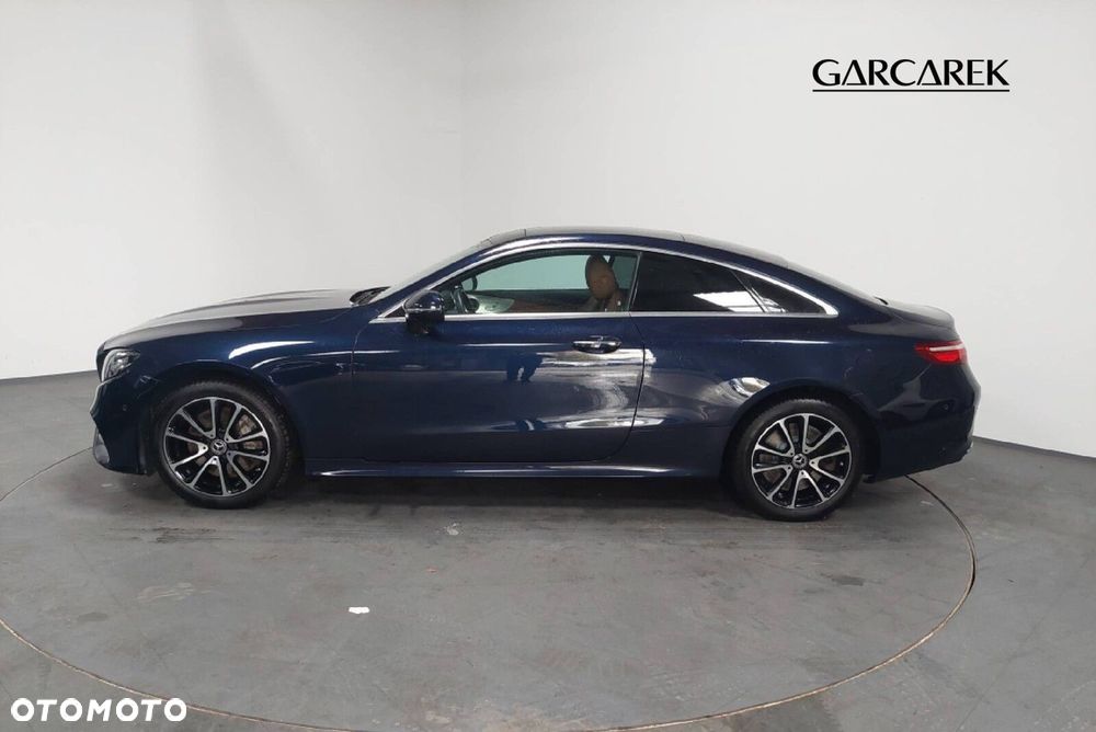 Mercedes-Benz Klasa E 400 4-Matic 9G-TRONIC - 7