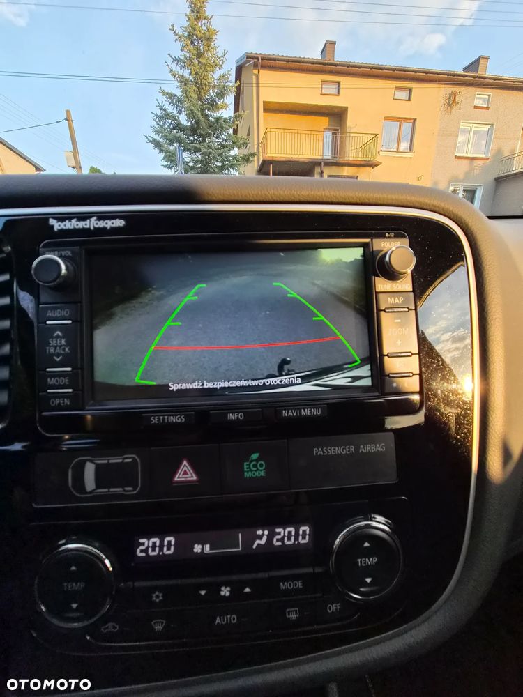 Mitsubishi Outlander - 28