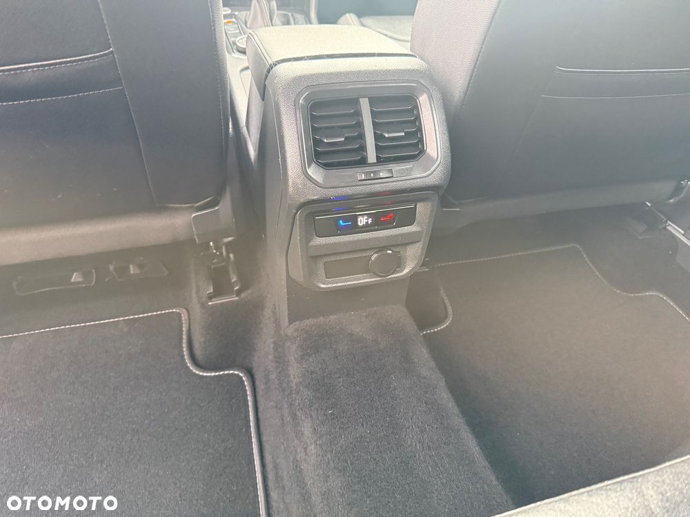 Volkswagen Tiguan 2.0 TDI SCR 4Mot Elegance DSG - 21