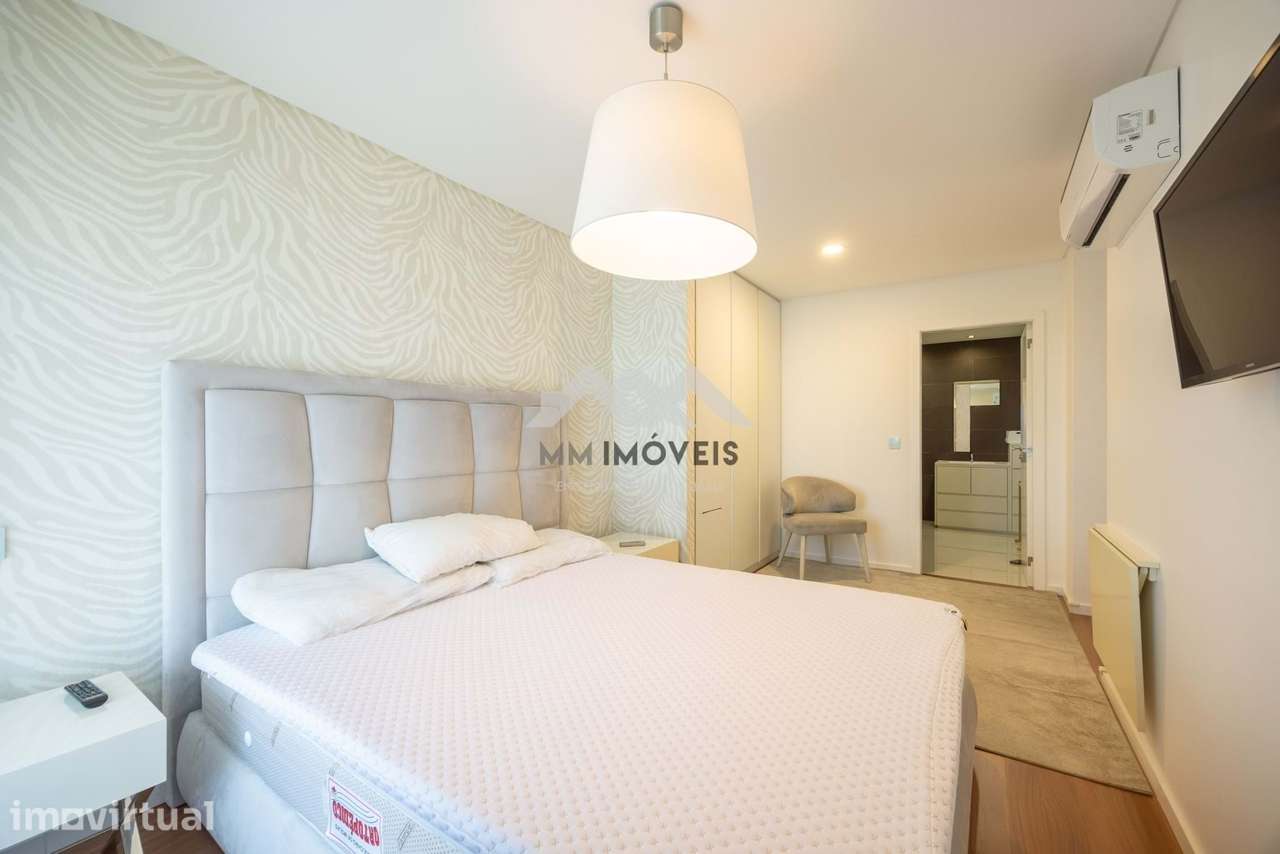Apartamento T2 | Avenida do Bessa | Excelente Localização | Mobilado | - Grande imagem: 4/36
