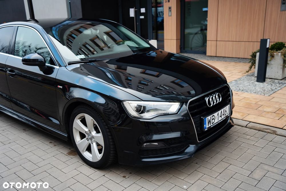 Audi A3 Sportback 2.0 TDI S line Sportpaket - 11