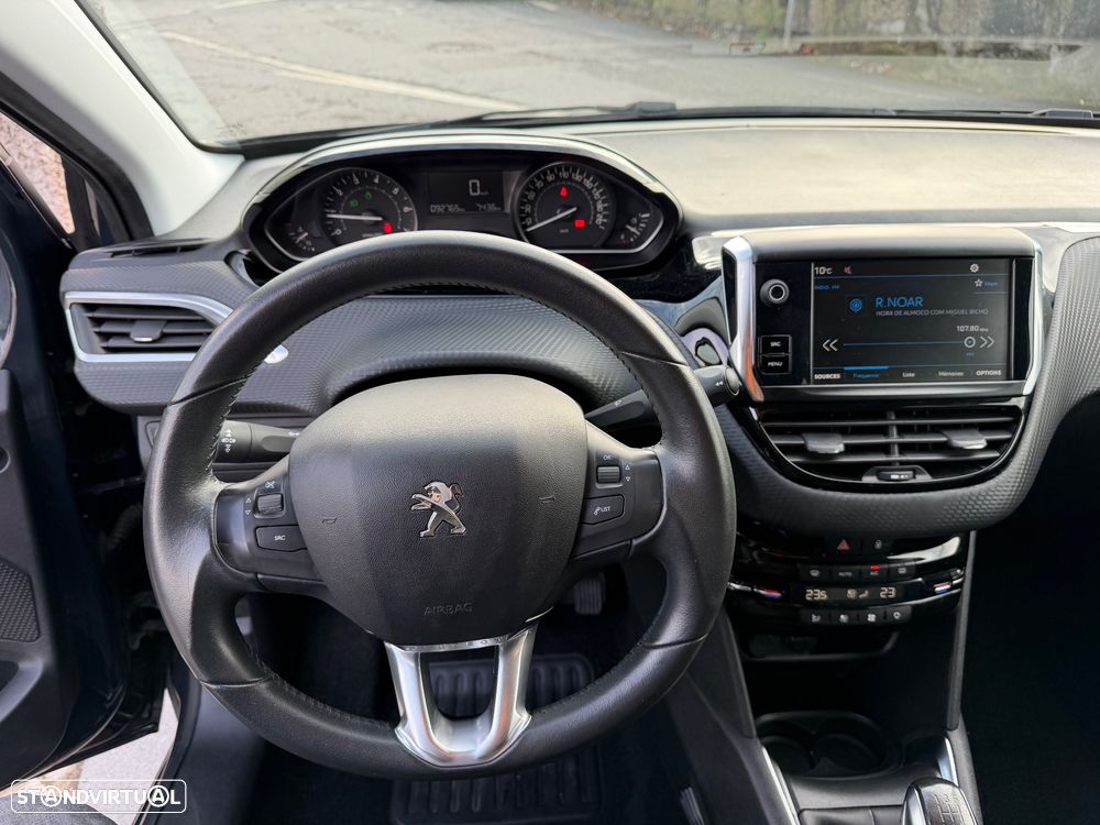 Peugeot 208 PureTech 82 Start & Stop Style - 13