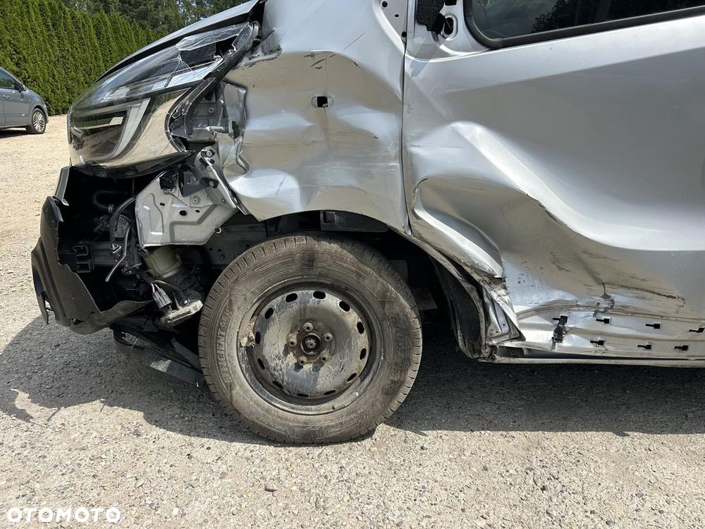 Renault TRAFIC - 7