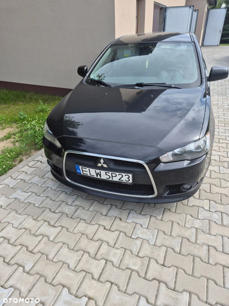Mitsubishi Lancer 1.8 Invite - 1