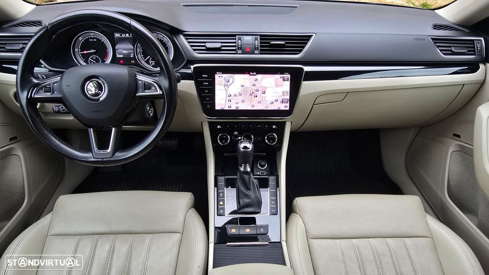 Skoda Superb Break 2.0 TDI Laurin&Klement DSG - 11