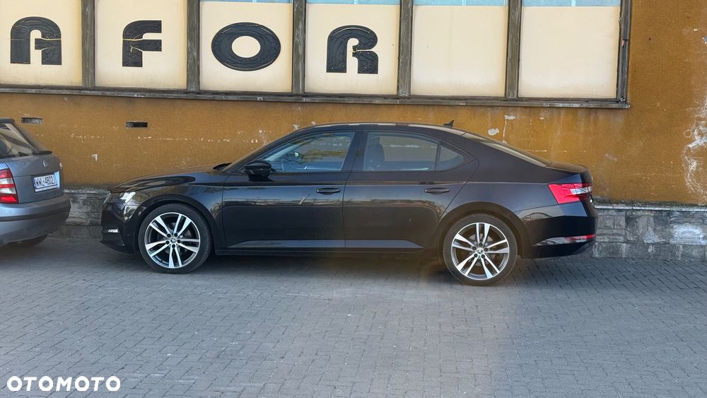 Skoda Superb 1.5 TSI ACT Ambition - 10