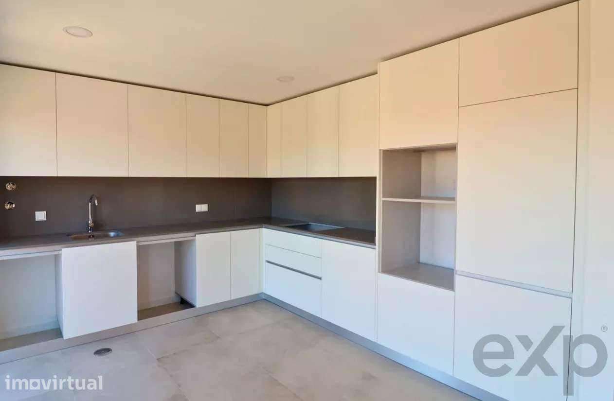 Apartamento moderno de 3 quartos em Carregal do Sal - Grande imagem: 2/13