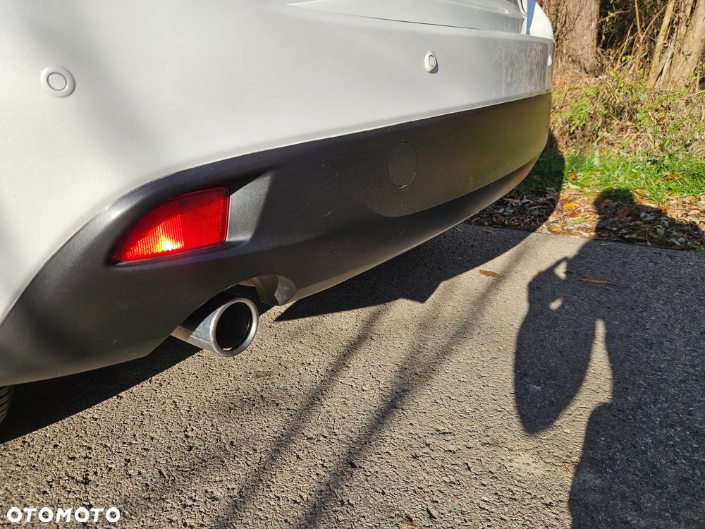 Mazda 3 SKYACTIV-G 120 Exclusive-Line - 9