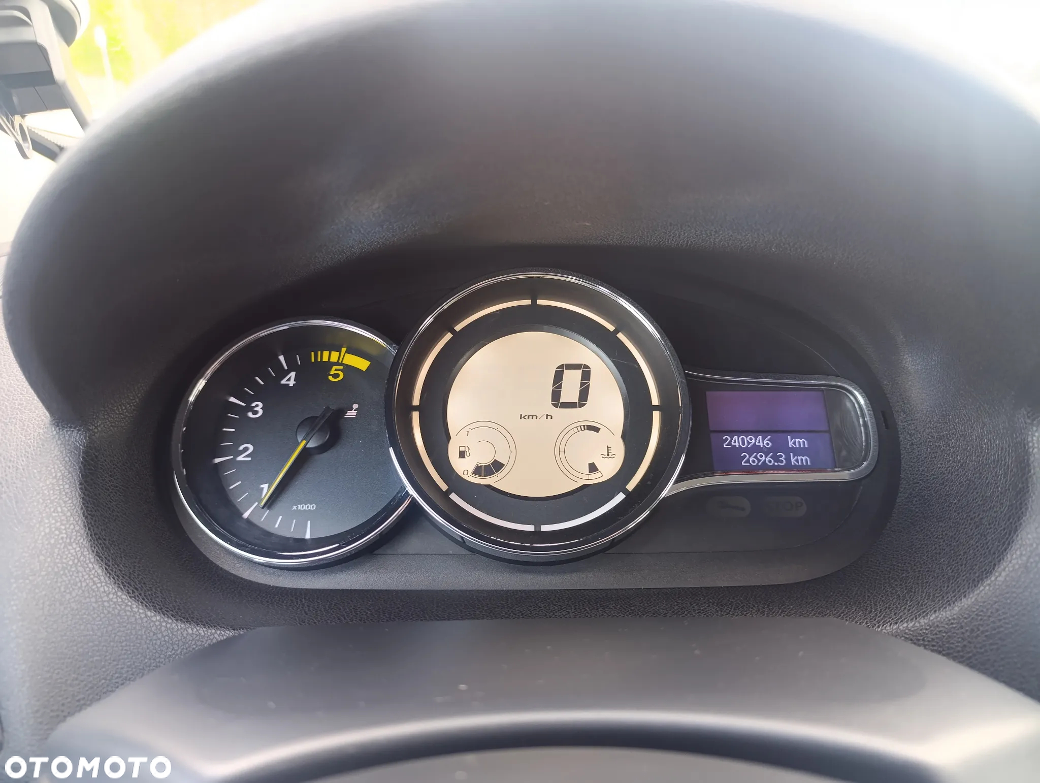 Renault Megane 1.5 dCi Authentique - 9