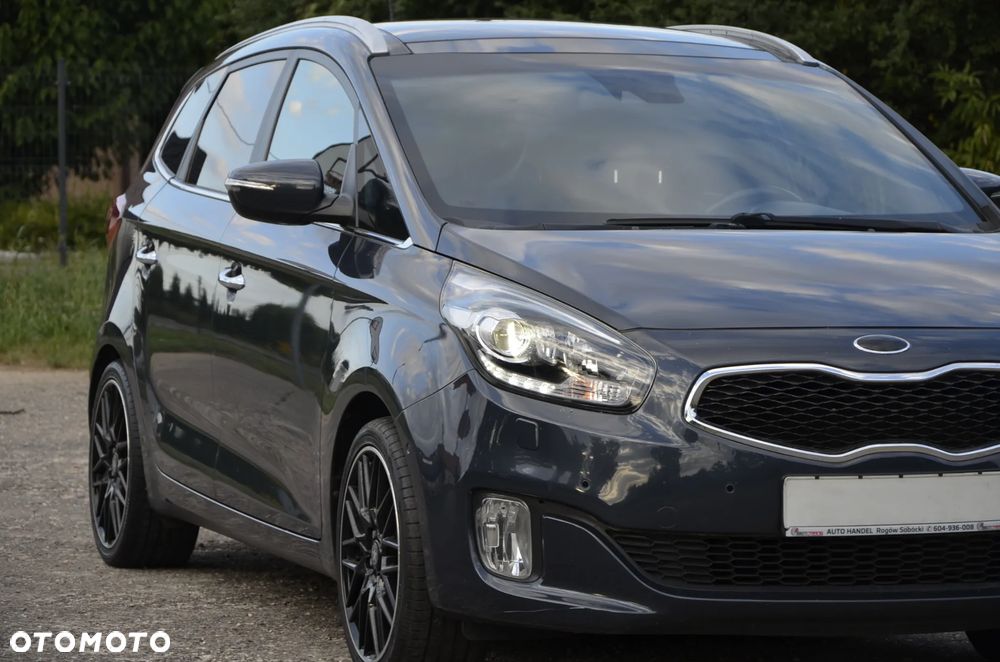 Kia Carens 2.0 GDI Edition 7 - 8