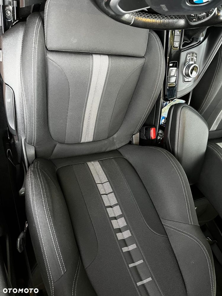 BMW X1 xDrive18d Advantage sport - 11