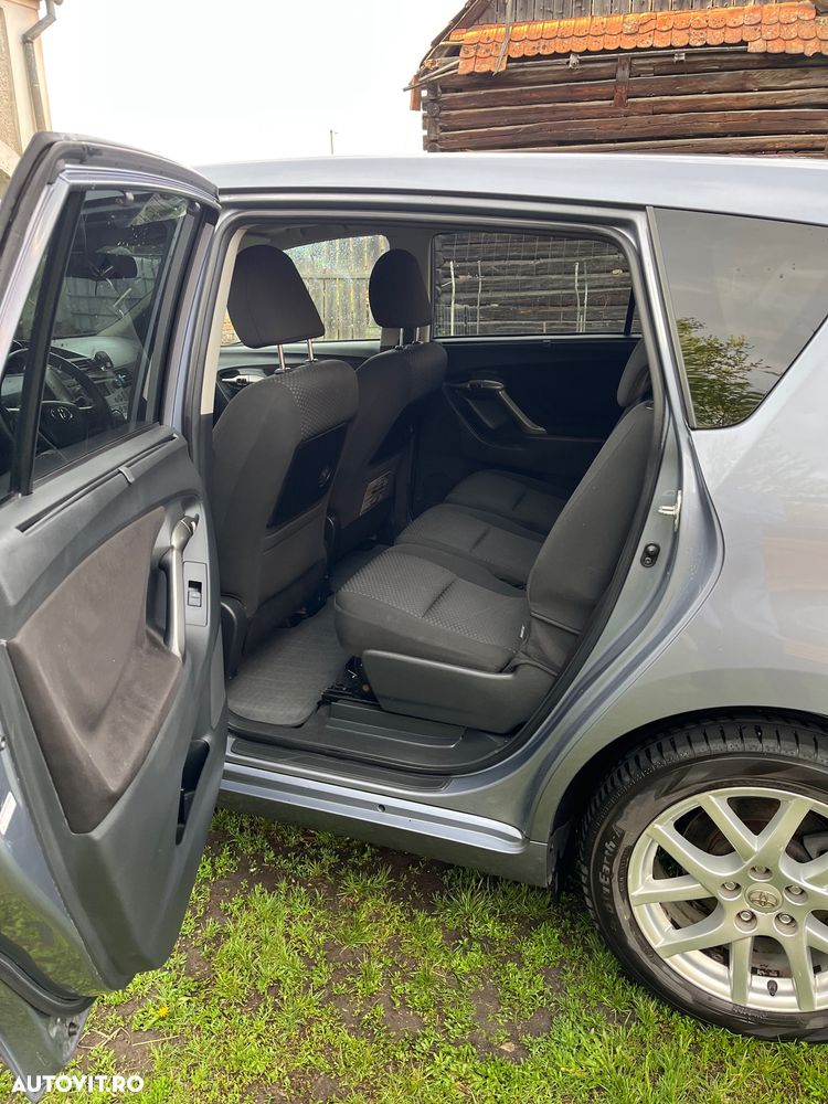 Toyota Verso 2.0 Sol - 10