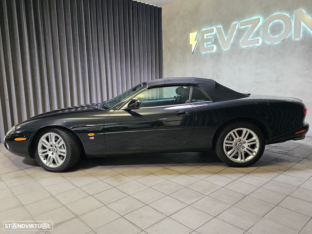Jaguar XK XKR 4.2 Coupé SC - 11