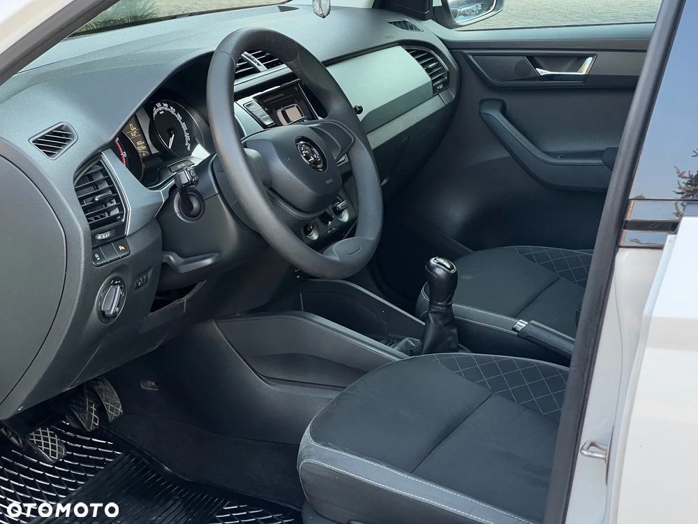 Skoda Fabia 1.0 TSI Style - 11