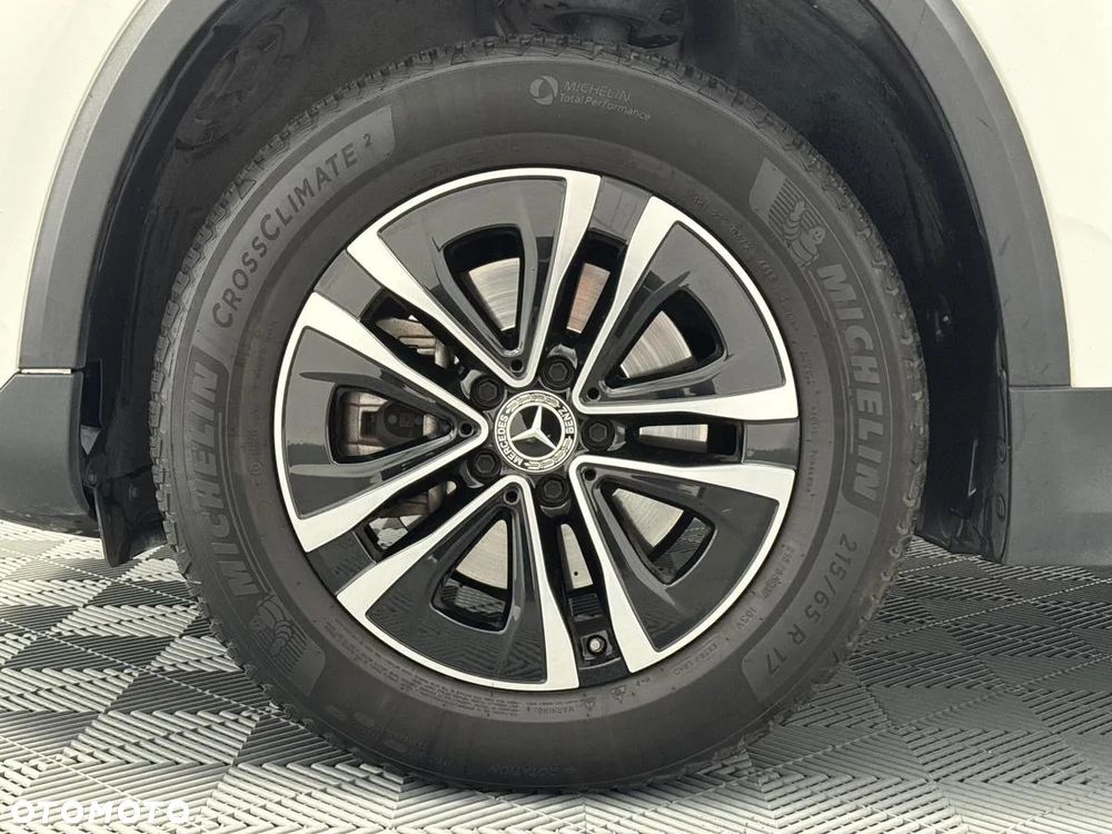 Mercedes-Benz GLA 180 d Business Edition - 9