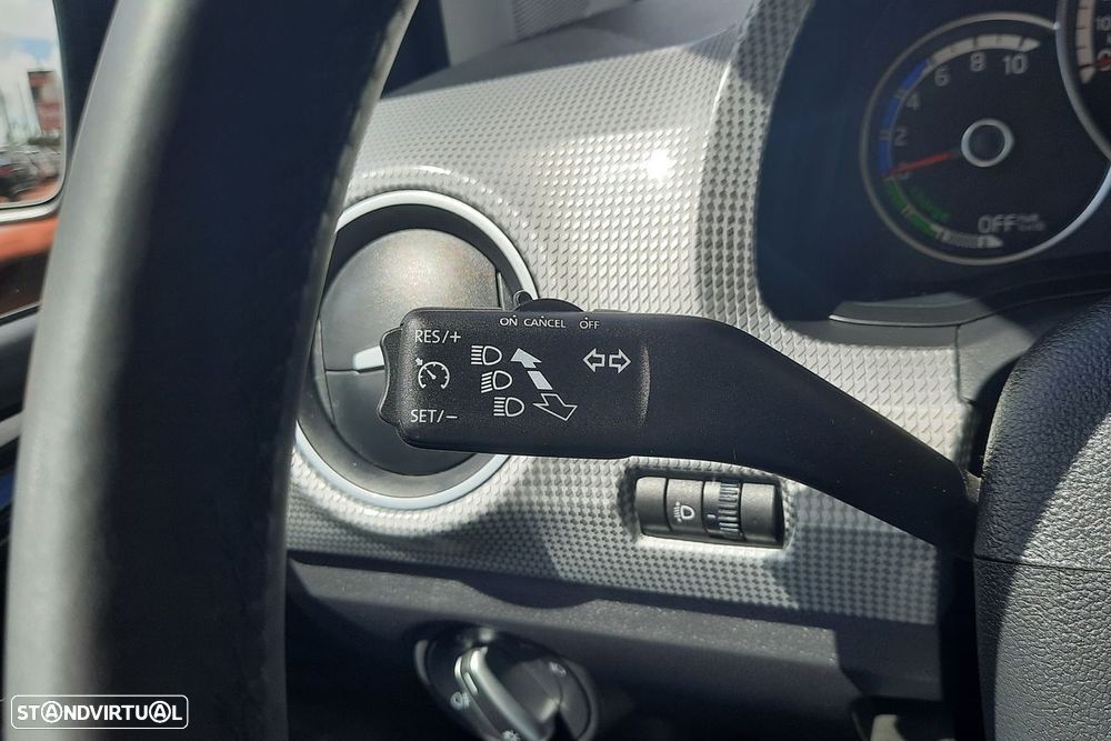 VW e-Up! Entry - 19