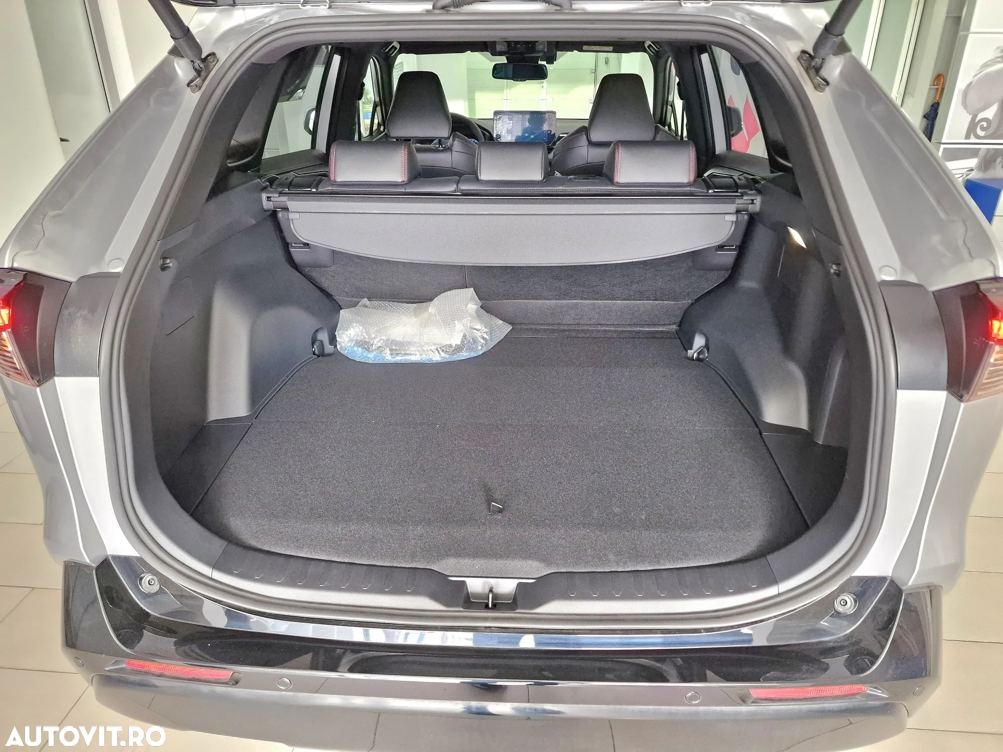 Suzuki Across 2.5 PHEV Luxus - 15