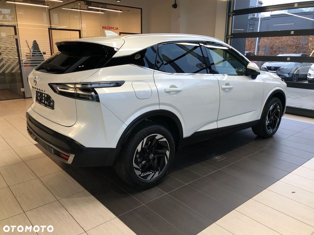 Nissan Qashqai 1.3 DIG-T mHEV 4x4 N-Connecta Xtronic - 8