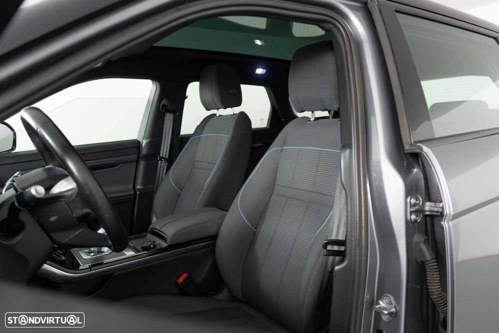 Land Rover Range Rover Evoque 1.5 P300e AWD Auto - 9