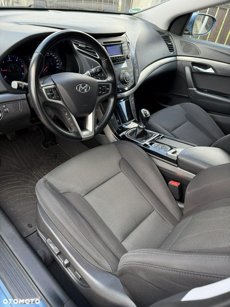 Hyundai i40 - 10
