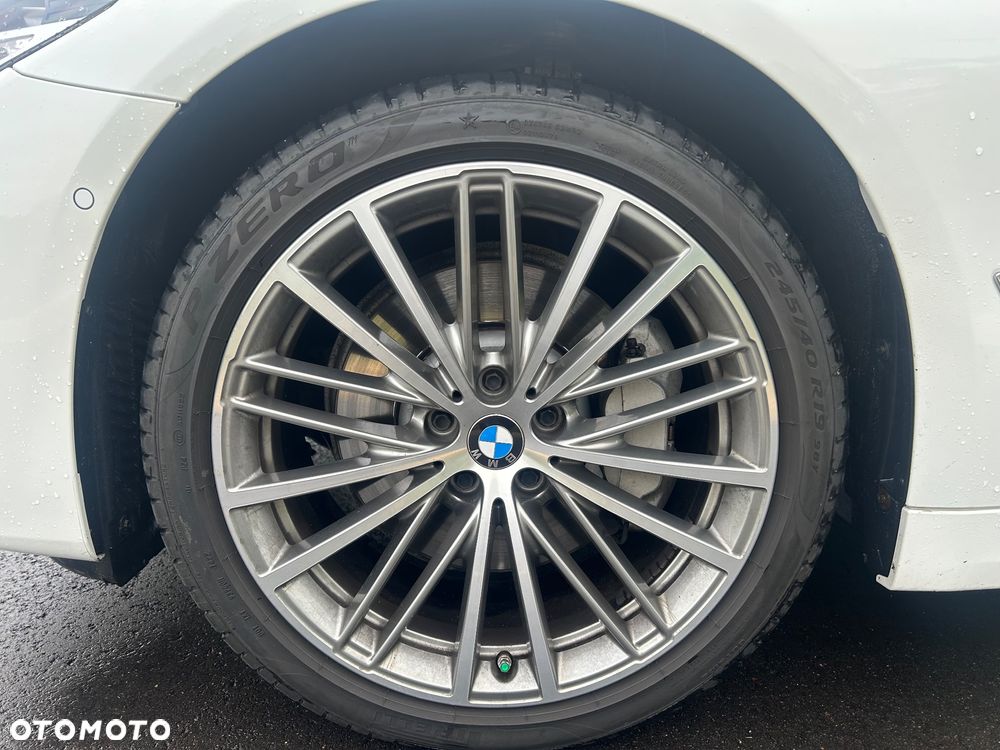 BMW Seria 5 530i xDrive Sport Line - 28