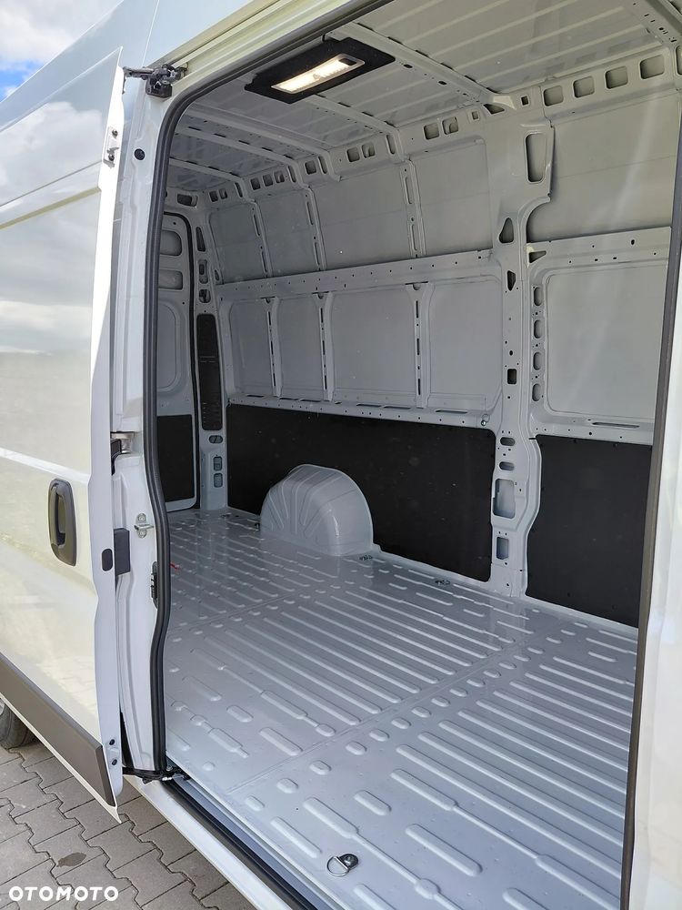 Opel MOVANO L4H3 2.2. 180KM Automat - 8